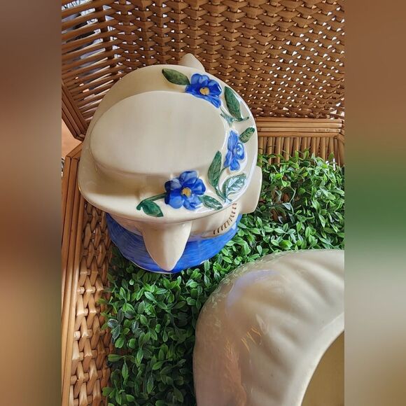 Vintage Shawnee Pottery WINNIE The Pig Cookie Jar, Blue Collar Made In USA - Picture 10 of 12